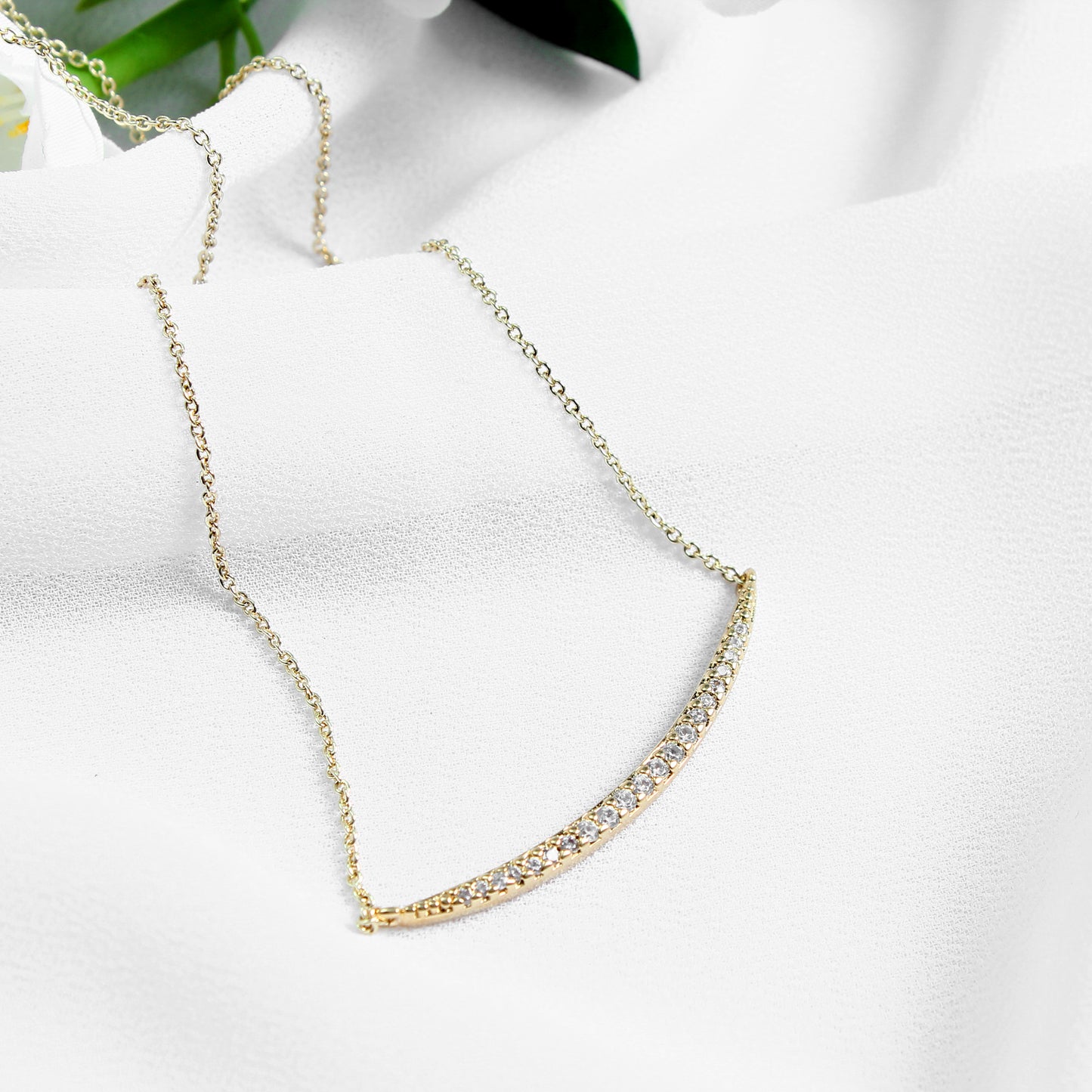 Elegant Curved Crystal- Gold Necklace