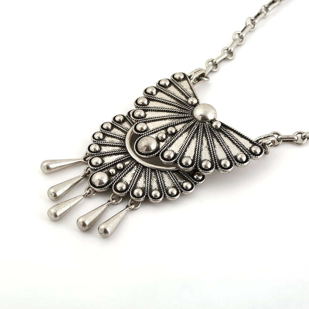 Bohemian Silver Filigree Fan Pendant Necklace - Vintage Tassel Design Statement Jewelry