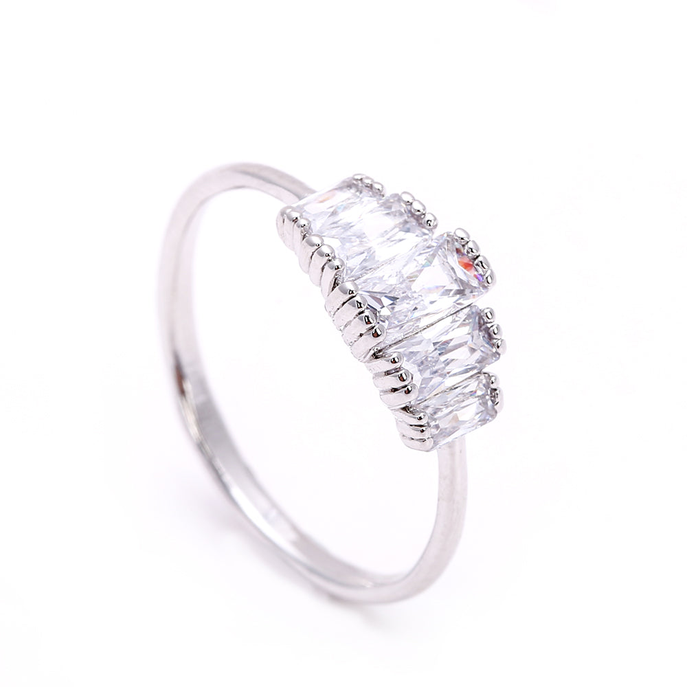 legant Baguette - Cut Crystal - Silver Plated Ring