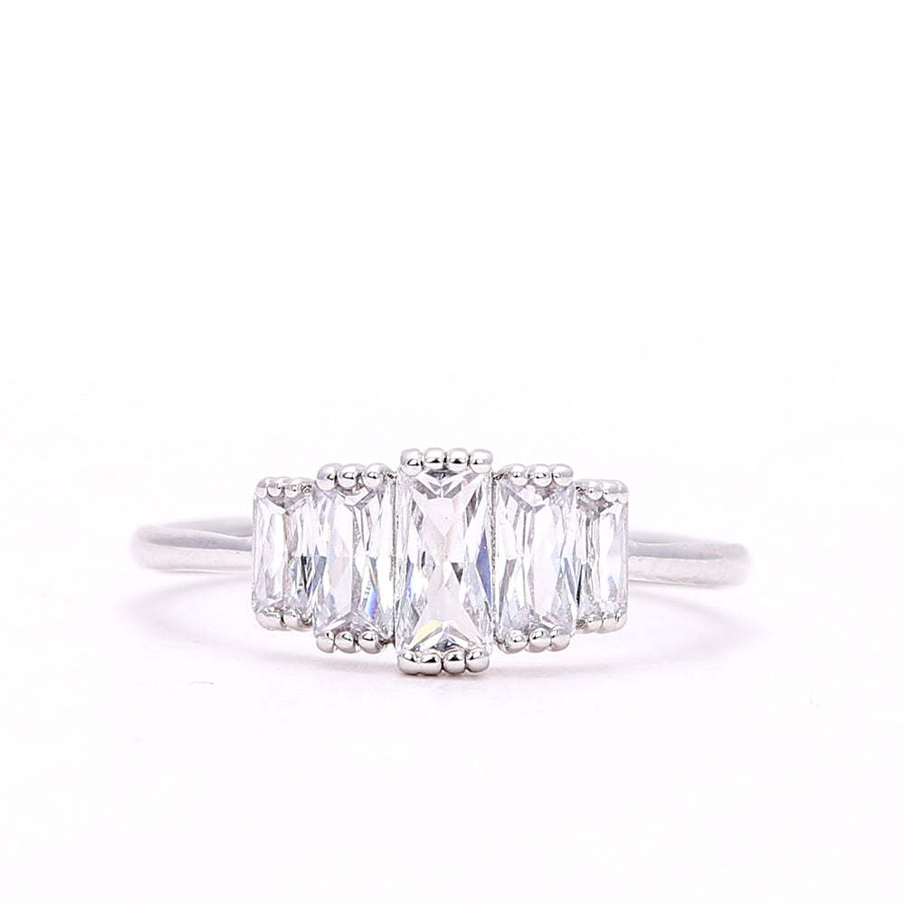 legant Baguette - Cut Crystal - Silver Plated Ring